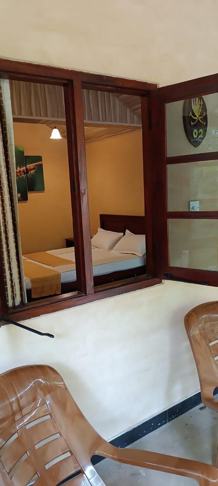 Hotel Niyagala Lodge Szigirija Kültér fotó